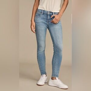 Lucky Brand Ava Light Blue Skinny Jeans